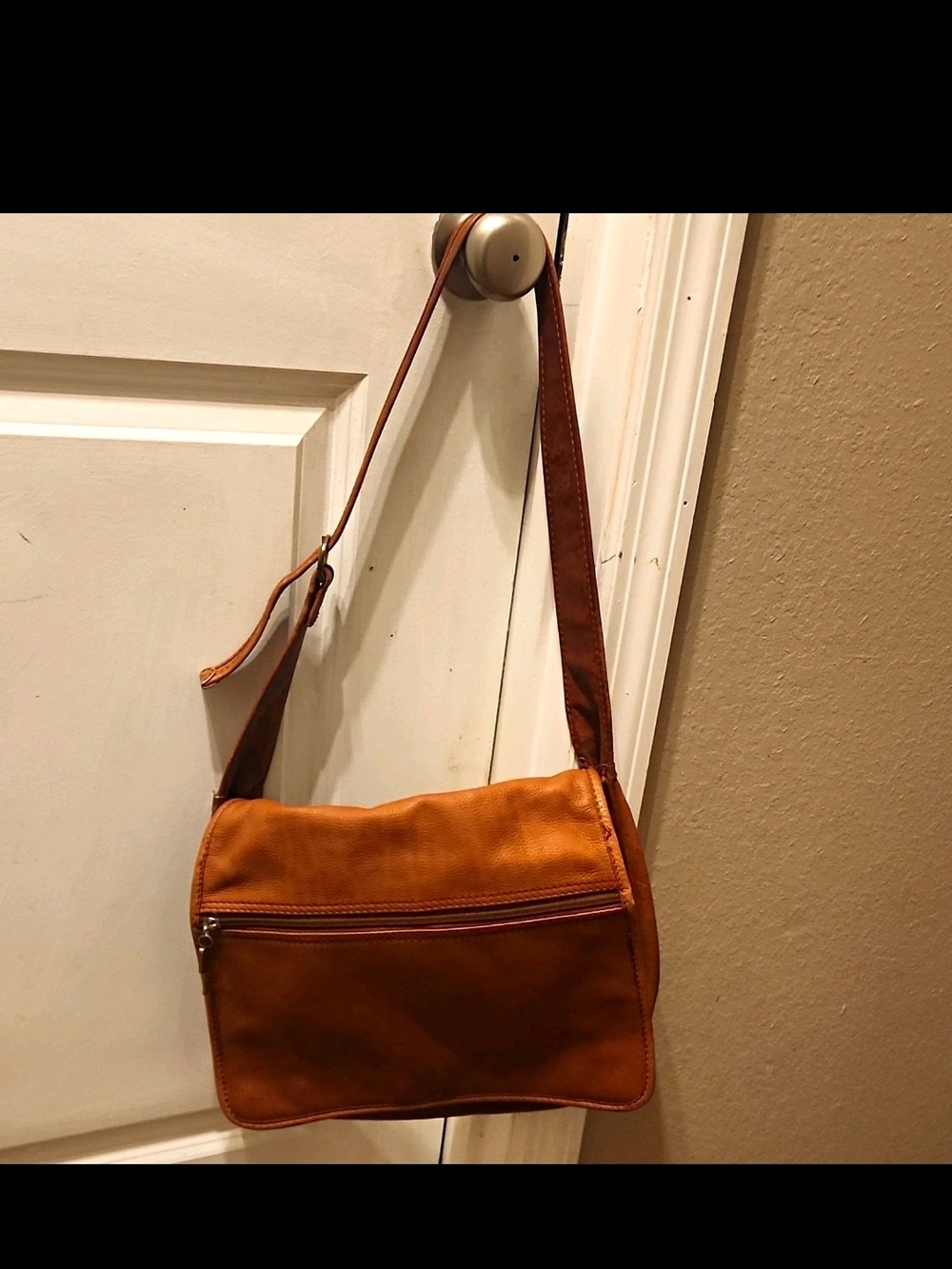 Vintage Fossil 75082 Brown Leather Messenger Crossbody Bag